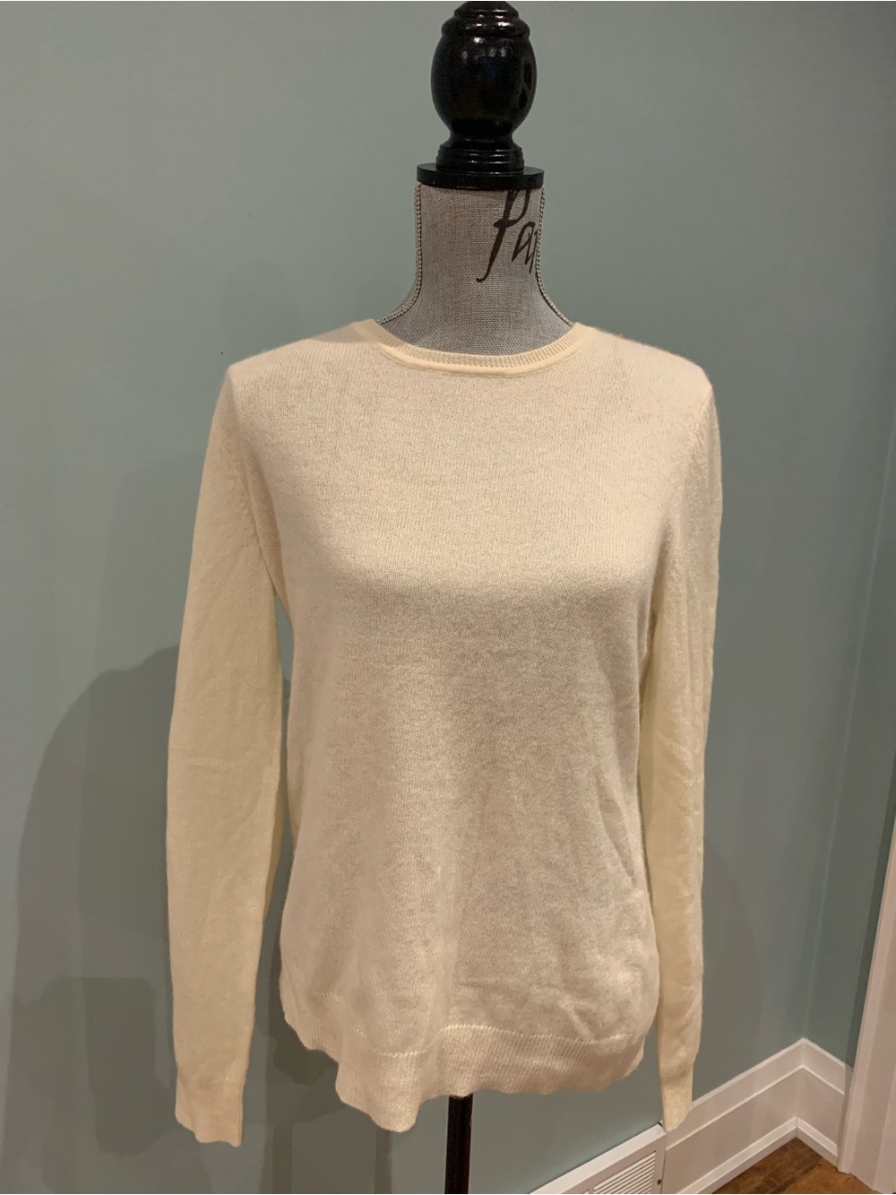 Lord & Taylor Cream Crew Neck Casmere Sweater